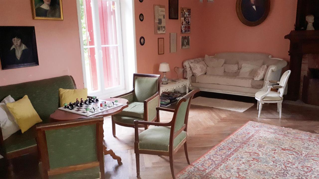 La Cure Du Maine Charles Bed & Breakfast Birac  Екстериор снимка