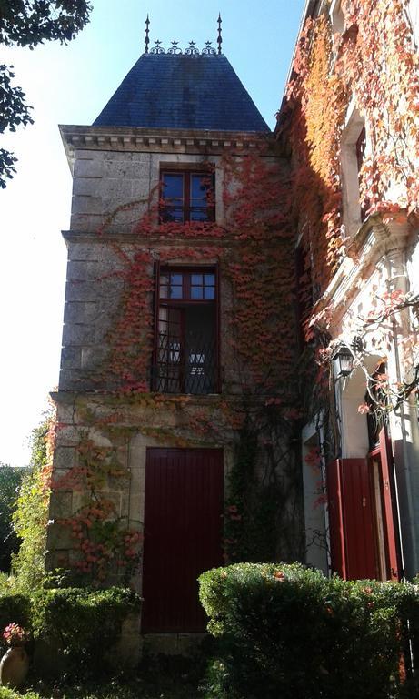 La Cure Du Maine Charles Bed & Breakfast Birac  Екстериор снимка