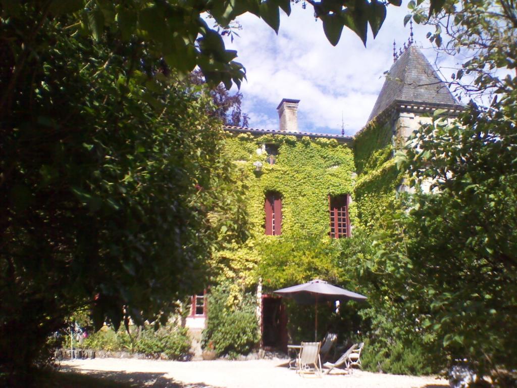 La Cure Du Maine Charles Bed & Breakfast Birac  Екстериор снимка