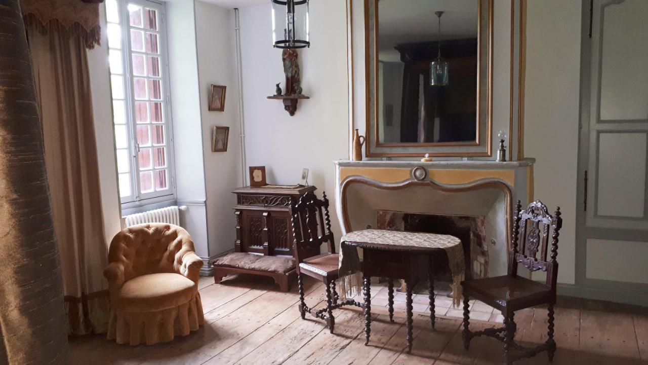 La Cure Du Maine Charles Bed & Breakfast Birac  Екстериор снимка
